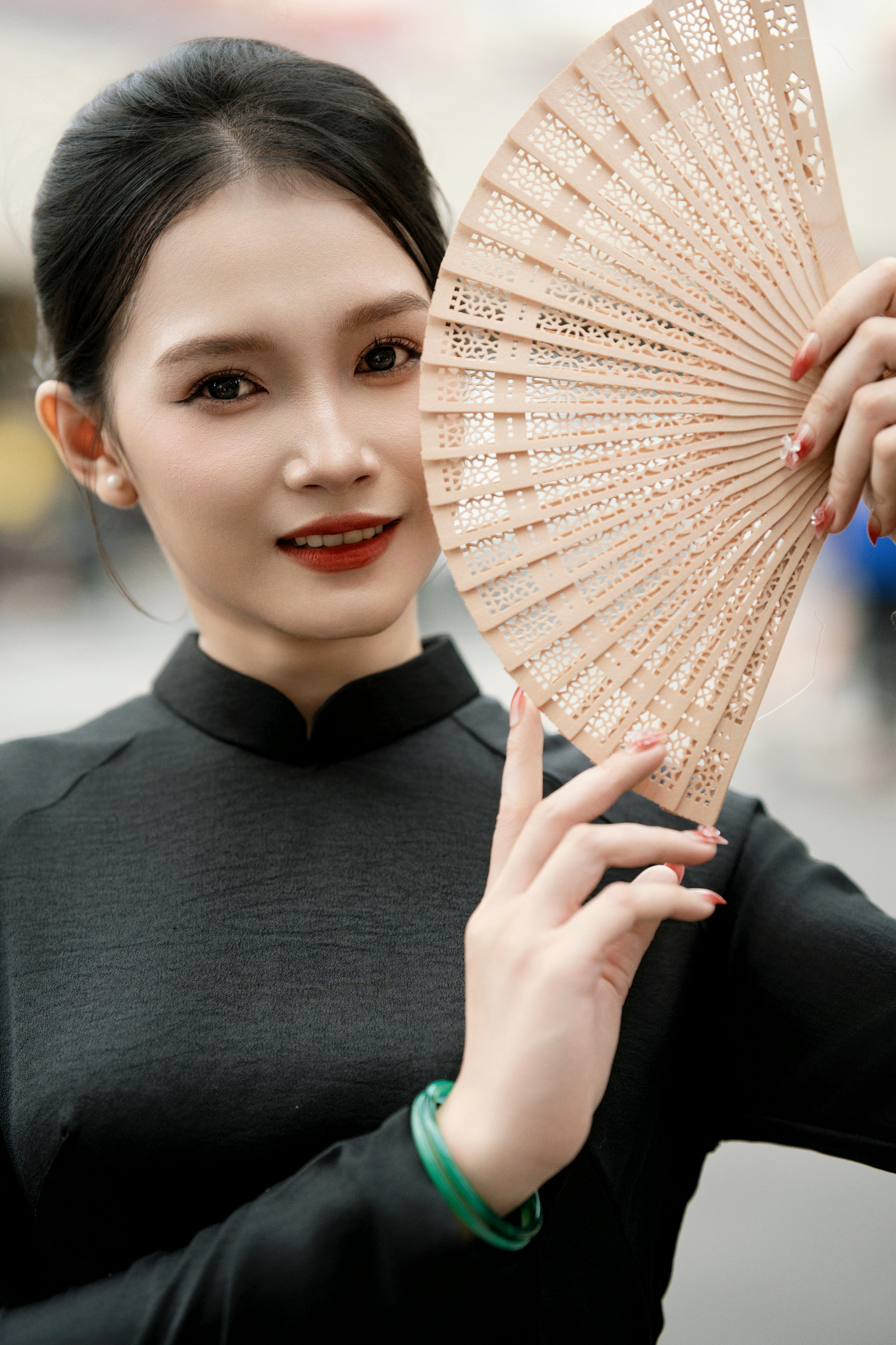 夜航守门人海报图